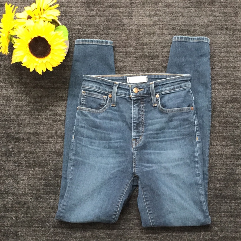 Madewell Curvy High Rise Skinny Jeans - Picture 4 of 5